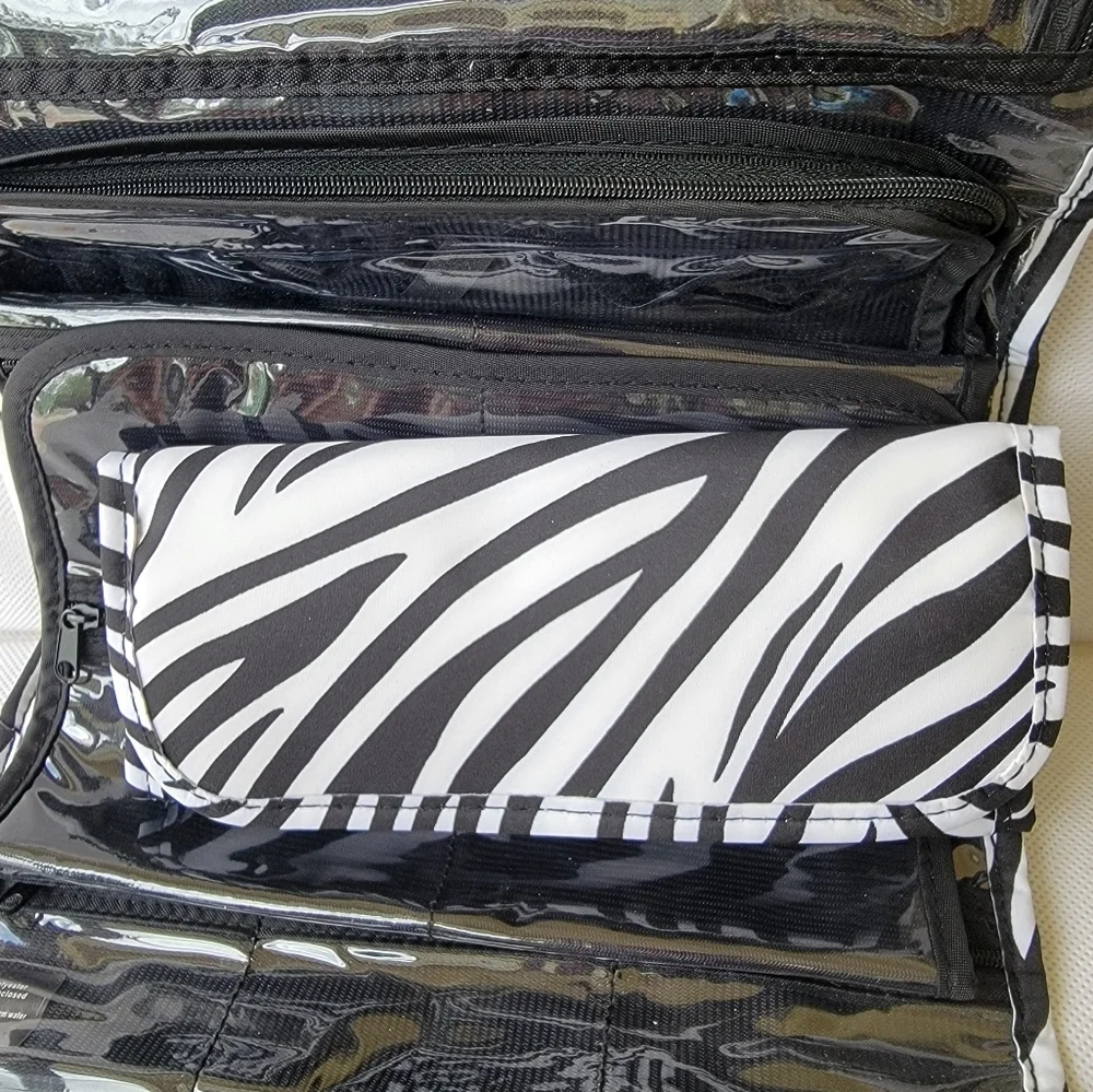 NEW - COSMETIC &‎ JEWELRY TRAVEL CONTAINER
